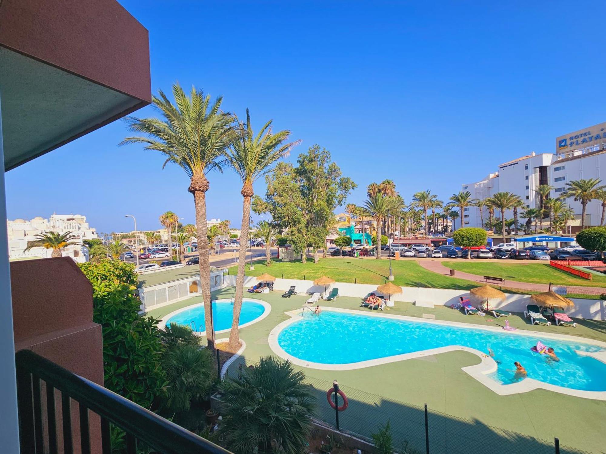 Apartamento Buganvilla Beach Roquetas de Mar Eksteriør billede